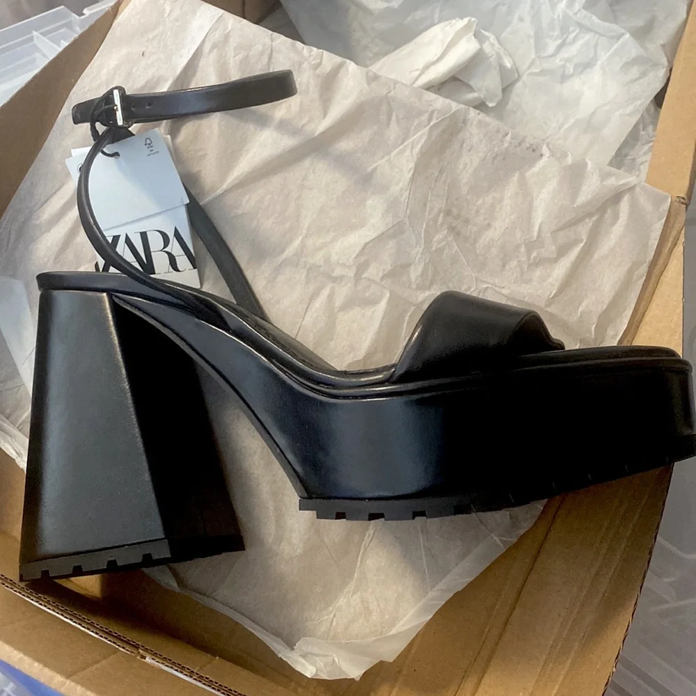 Zara leather chunky heel platforms sandals - Picture 10 of 10